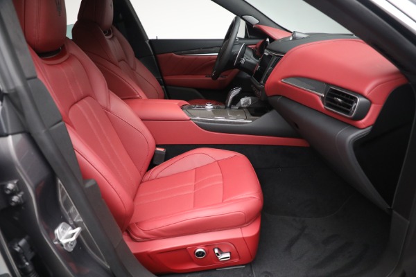 New 2022 Maserati Levante Modena S for sale $136,926 at Alfa Romeo of Greenwich in Greenwich CT 06830 18