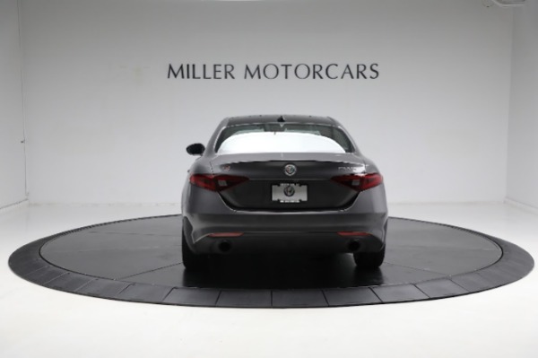 Used 2023 Alfa Romeo Giulia Sprint for sale Sold at Alfa Romeo of Greenwich in Greenwich CT 06830 13