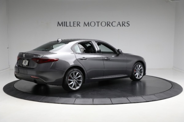 Used 2023 Alfa Romeo Giulia Sprint for sale Sold at Alfa Romeo of Greenwich in Greenwich CT 06830 17