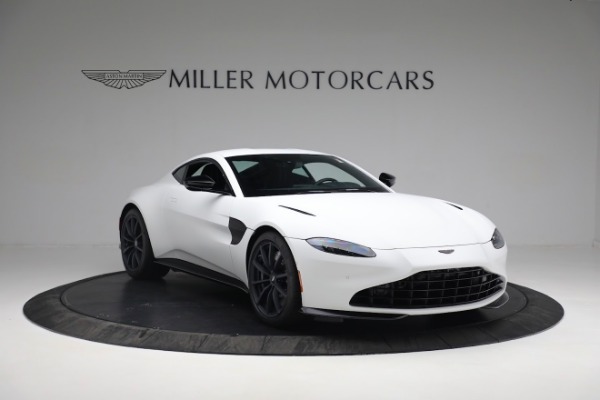 Used 2022 Aston Martin Vantage Coupe for sale $169,900 at Alfa Romeo of Greenwich in Greenwich CT 06830 10