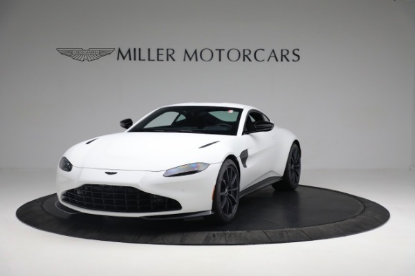 New 2022 Aston Martin Vantage Coupe for sale $185,716 at Alfa Romeo of Greenwich in Greenwich CT 06830 12