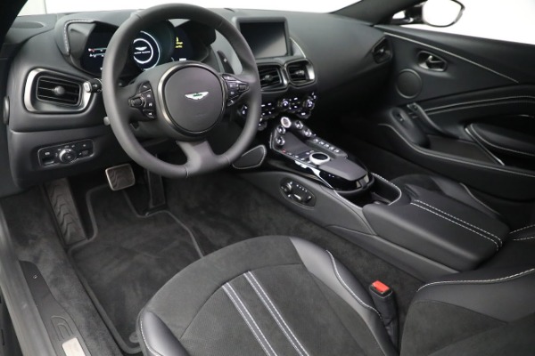 New 2022 Aston Martin Vantage Coupe for sale $185,716 at Alfa Romeo of Greenwich in Greenwich CT 06830 13
