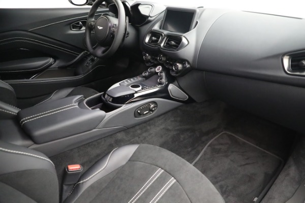 New 2022 Aston Martin Vantage Coupe for sale $185,716 at Alfa Romeo of Greenwich in Greenwich CT 06830 19