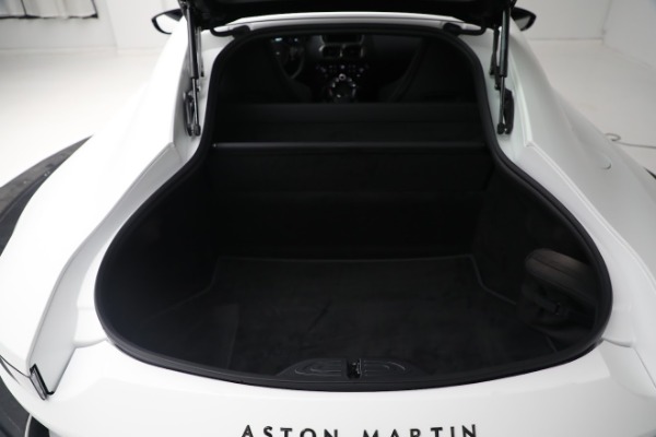 New 2022 Aston Martin Vantage Coupe for sale $185,716 at Alfa Romeo of Greenwich in Greenwich CT 06830 22