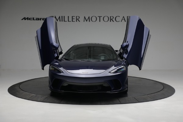 Used 2020 McLaren GT for sale $189,900 at Alfa Romeo of Greenwich in Greenwich CT 06830 12