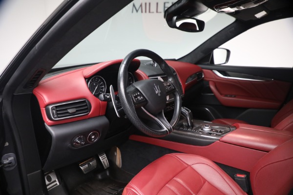 Used 2022 Maserati Levante Modena for sale $41,900 at Alfa Romeo of Greenwich in Greenwich CT 06830 13