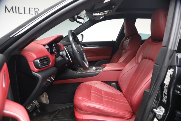 Used 2022 Maserati Levante Modena for sale $41,900 at Alfa Romeo of Greenwich in Greenwich CT 06830 16