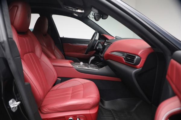 Used 2022 Maserati Levante Modena for sale $41,900 at Alfa Romeo of Greenwich in Greenwich CT 06830 18