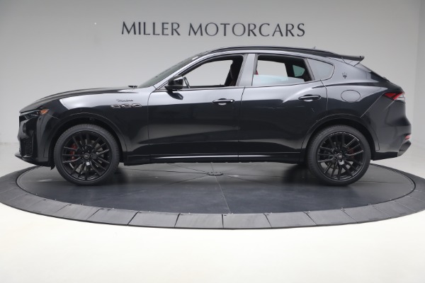 Used 2022 Maserati Levante Modena for sale $41,900 at Alfa Romeo of Greenwich in Greenwich CT 06830 3