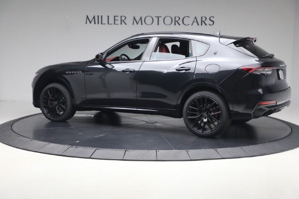 Used 2022 Maserati Levante Modena for sale $41,900 at Alfa Romeo of Greenwich in Greenwich CT 06830 4