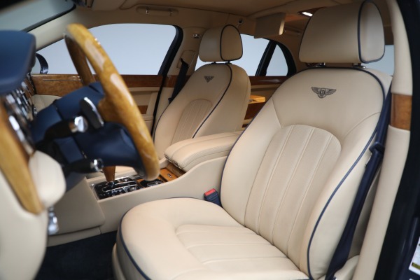 Used 2012 Bentley Mulsanne V8 for sale Sold at Alfa Romeo of Greenwich in Greenwich CT 06830 17