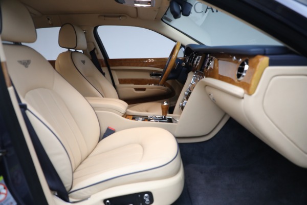 Used 2012 Bentley Mulsanne V8 for sale Sold at Alfa Romeo of Greenwich in Greenwich CT 06830 20