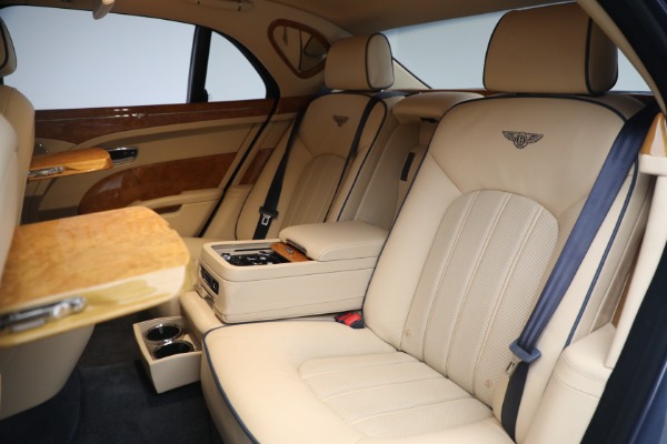 Used 2012 Bentley Mulsanne V8 for sale Sold at Alfa Romeo of Greenwich in Greenwich CT 06830 25