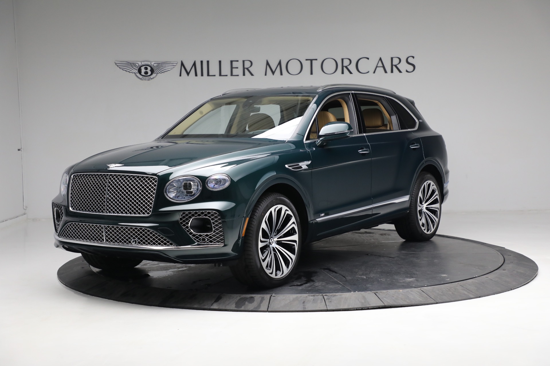 Used 2022 Bentley Bentayga V8 First Edition for sale Sold at Alfa Romeo of Greenwich in Greenwich CT 06830 1