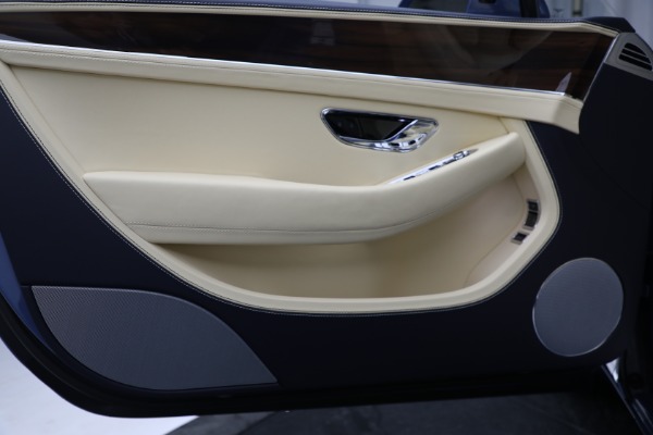 Used 2022 Bentley Continental GT V8 for sale $259,900 at Alfa Romeo of Greenwich in Greenwich CT 06830 24