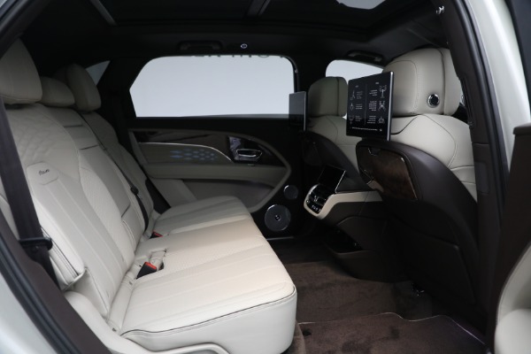 New 2023 Bentley Bentayga EWB Azure for sale $302,995 at Alfa Romeo of Greenwich in Greenwich CT 06830 25