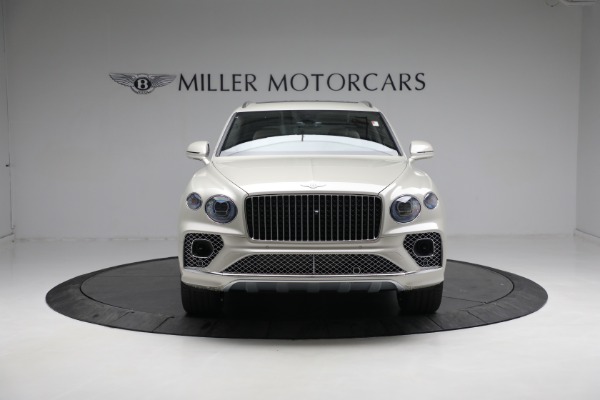 New 2023 Bentley Bentayga EWB Azure for sale $302,995 at Alfa Romeo of Greenwich in Greenwich CT 06830 9