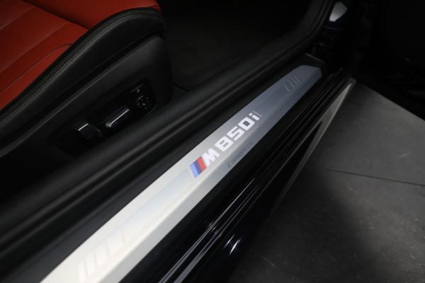 Used 2019 BMW 8 Series M850i xDrive for sale Sold at Alfa Romeo of Greenwich in Greenwich CT 06830 18