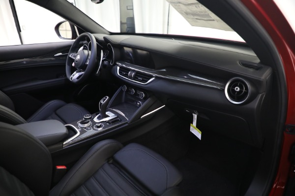 New 2023 Alfa Romeo Stelvio Quadrifoglio for sale $80,900 at Alfa Romeo of Greenwich in Greenwich CT 06830 19