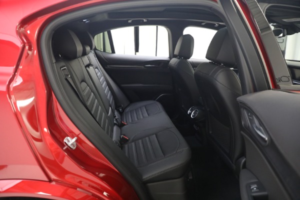 New 2023 Alfa Romeo Stelvio Quadrifoglio for sale $80,900 at Alfa Romeo of Greenwich in Greenwich CT 06830 22
