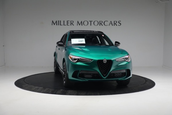 New 2022 Alfa Romeo Stelvio Quadrifoglio for sale $79,290 at Alfa Romeo of Greenwich in Greenwich CT 06830 11