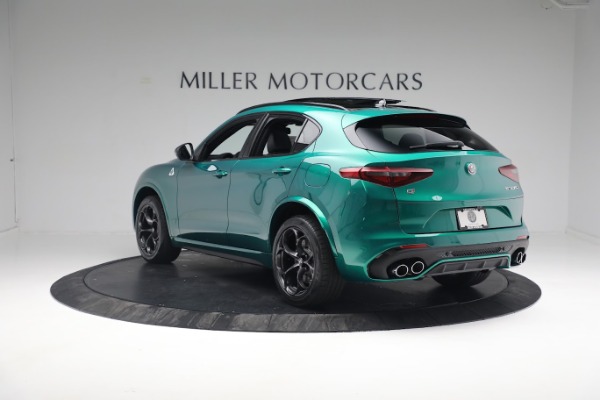 New 2022 Alfa Romeo Stelvio Quadrifoglio for sale $79,290 at Alfa Romeo of Greenwich in Greenwich CT 06830 5