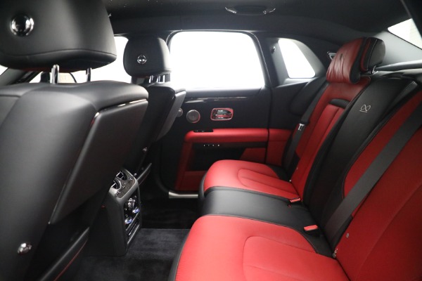 Used 2022 Rolls-Royce Black Badge Ghost for sale Sold at Alfa Romeo of Greenwich in Greenwich CT 06830 27
