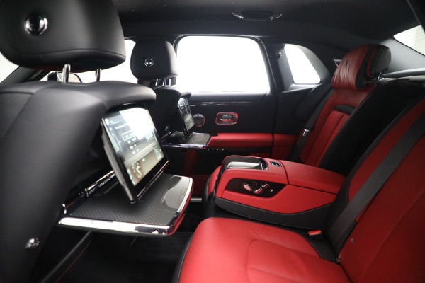 Used 2022 Rolls-Royce Black Badge Ghost for sale Sold at Alfa Romeo of Greenwich in Greenwich CT 06830 28