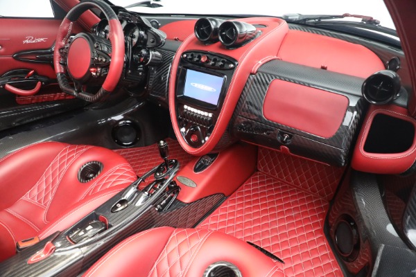 Used 2017 Pagani Huayra Roadster for sale Call for price at Alfa Romeo of Greenwich in Greenwich CT 06830 28