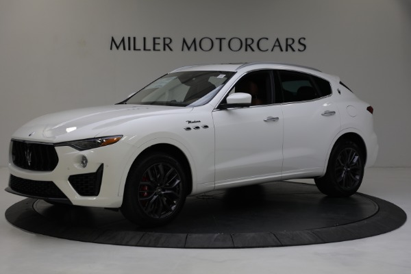 New 2022 Maserati Levante Modena for sale Sold at Alfa Romeo of Greenwich in Greenwich CT 06830 3