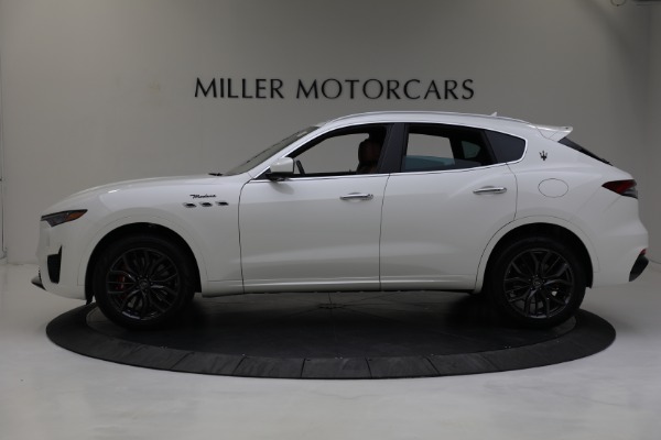 New 2022 Maserati Levante Modena for sale Sold at Alfa Romeo of Greenwich in Greenwich CT 06830 4