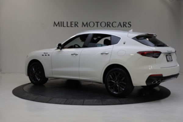 New 2022 Maserati Levante Modena for sale Sold at Alfa Romeo of Greenwich in Greenwich CT 06830 6