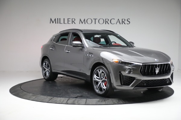 New 2023 Maserati Levante Modena for sale $112,645 at Alfa Romeo of Greenwich in Greenwich CT 06830 11