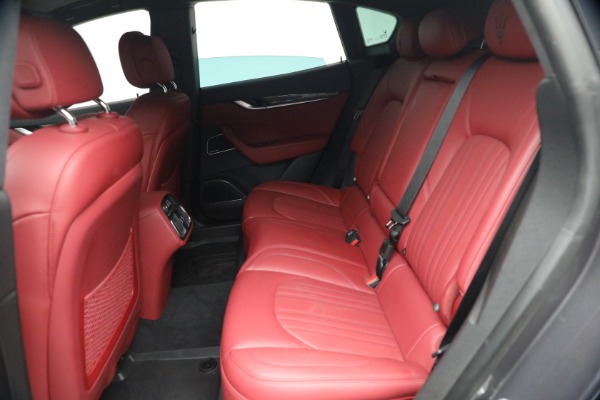 Used 2023 Maserati Levante Modena for sale $51,900 at Alfa Romeo of Greenwich in Greenwich CT 06830 15