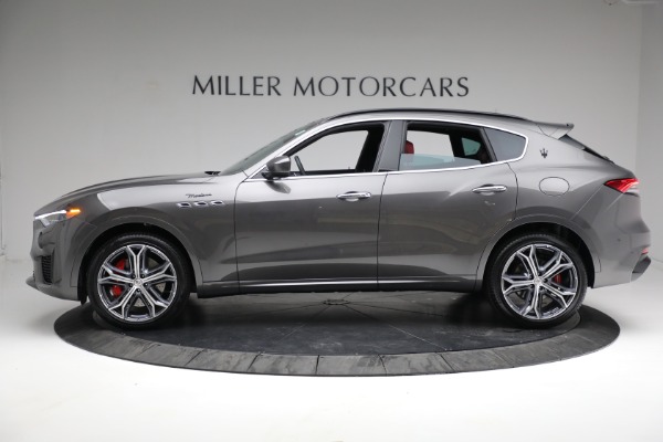 New 2023 Maserati Levante Modena for sale $112,645 at Alfa Romeo of Greenwich in Greenwich CT 06830 3