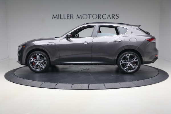 Used 2023 Maserati Levante Modena for sale $51,900 at Alfa Romeo of Greenwich in Greenwich CT 06830 3