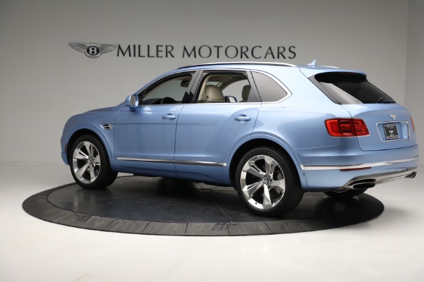 Used 2018 Bentley Bentayga W12 Signature for sale $129,900 at Alfa Romeo of Greenwich in Greenwich CT 06830 4