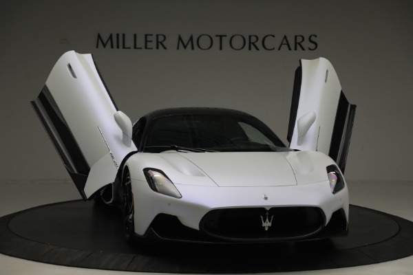 Used 2022 Maserati MC20 for sale Sold at Alfa Romeo of Greenwich in Greenwich CT 06830 22