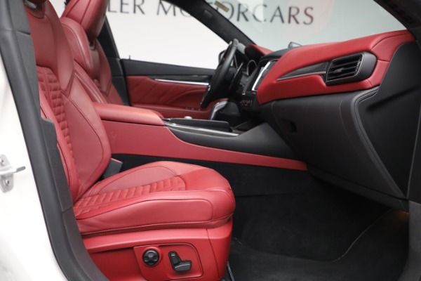 Used 2019 Maserati Levante TROFEO for sale $109,900 at Alfa Romeo of Greenwich in Greenwich CT 06830 18