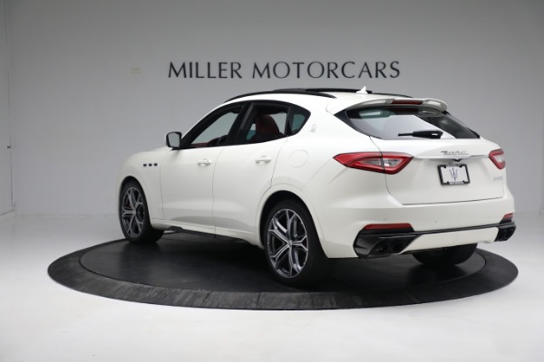 Used 2019 Maserati Levante TROFEO for sale Sold at Alfa Romeo of Greenwich in Greenwich CT 06830 6