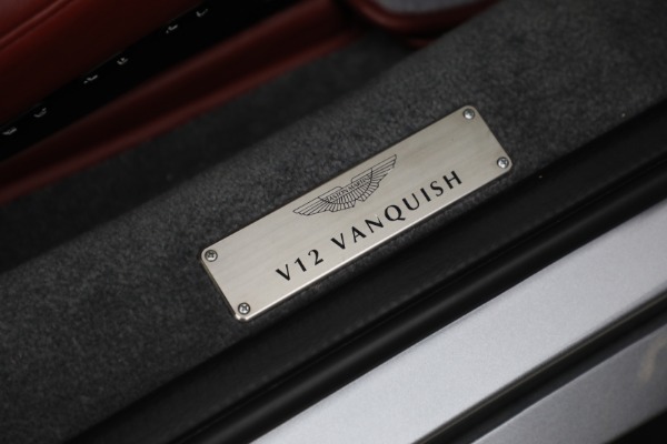 Used 2003 Aston Martin V12 Vanquish for sale Sold at Alfa Romeo of Greenwich in Greenwich CT 06830 20