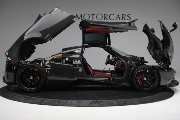 Used 2016 Pagani Huayra Tempesta for sale Call for price at Alfa Romeo of Greenwich in Greenwich CT 06830 28