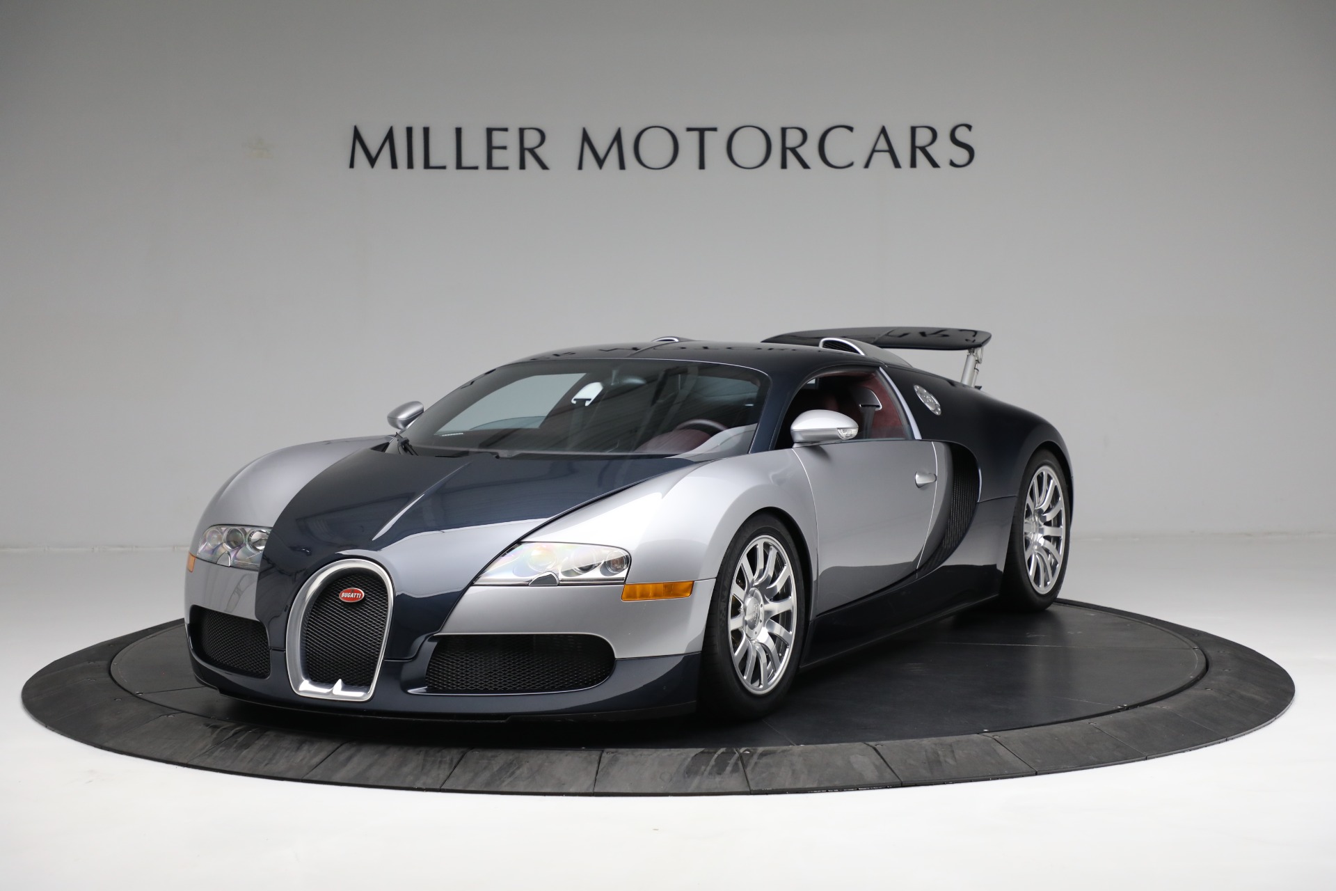 Used 2006 Bugatti Veyron 16.4 for sale Call for price at Alfa Romeo of Greenwich in Greenwich CT 06830 1