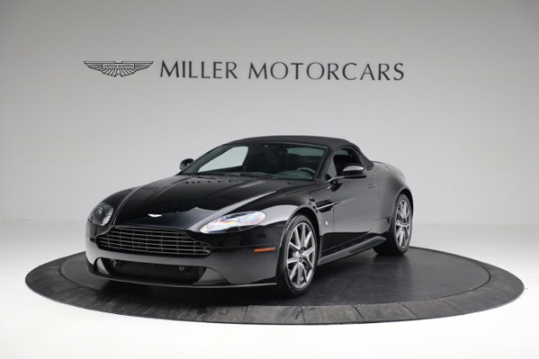 Used 2015 Aston Martin V8 Vantage GT Roadster for sale $109,900 at Alfa Romeo of Greenwich in Greenwich CT 06830 13