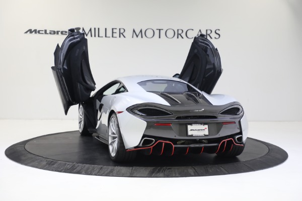 Used 2019 McLaren 570S for sale $187,900 at Alfa Romeo of Greenwich in Greenwich CT 06830 16