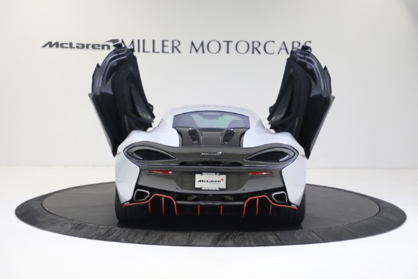 Used 2019 McLaren 570S for sale $187,900 at Alfa Romeo of Greenwich in Greenwich CT 06830 17