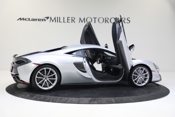 Used 2019 McLaren 570S for sale Sold at Alfa Romeo of Greenwich in Greenwich CT 06830 20