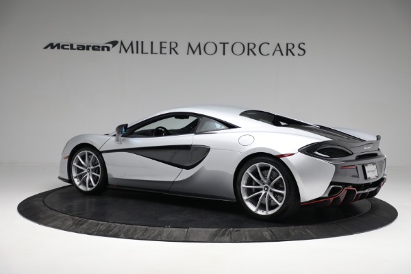 Used 2019 McLaren 570S for sale $187,900 at Alfa Romeo of Greenwich in Greenwich CT 06830 3