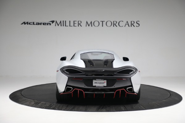 Used 2019 McLaren 570S for sale $187,900 at Alfa Romeo of Greenwich in Greenwich CT 06830 5