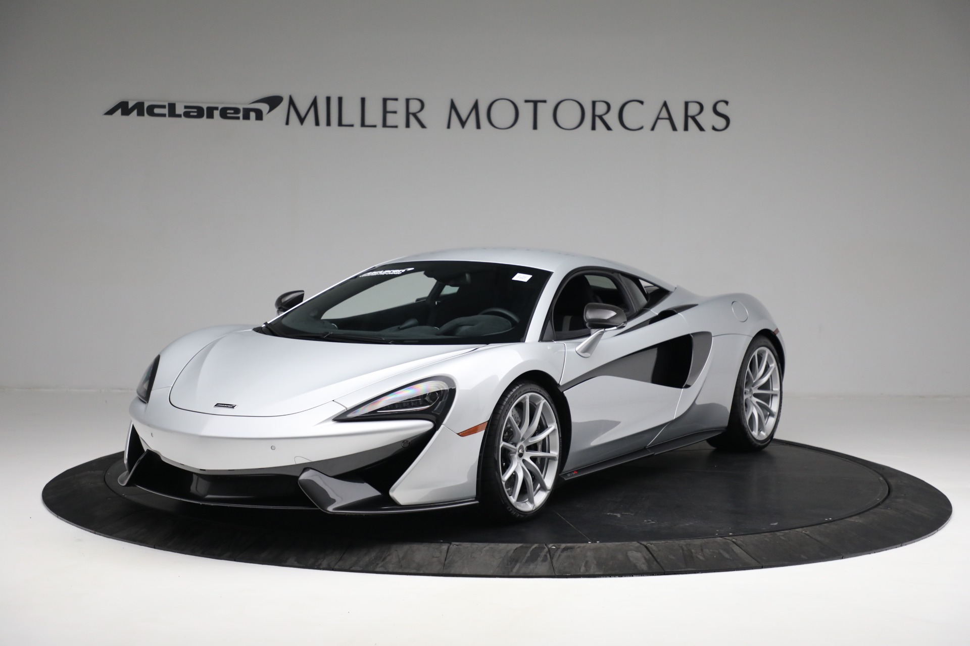Used 2019 McLaren 570S for sale Sold at Alfa Romeo of Greenwich in Greenwich CT 06830 1
